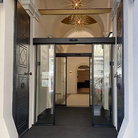 The Gold Bank Hotell Prag