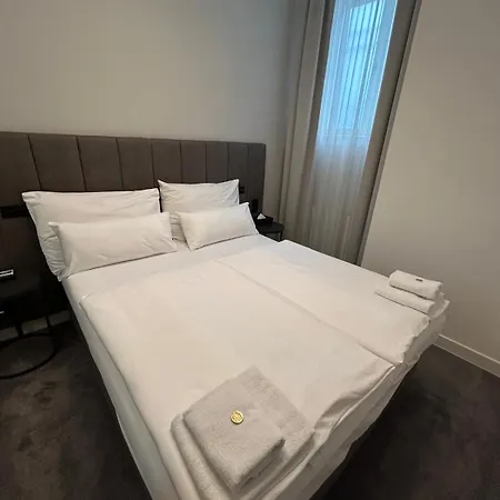 The Gold Bank Hotell