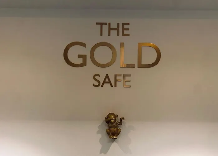 The Gold Bank Hotel 4*