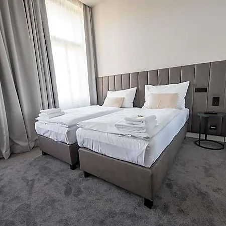 Hotel The Gold Bank 4*