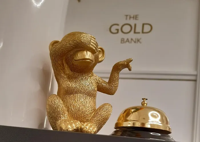 The Gold Bank 4*